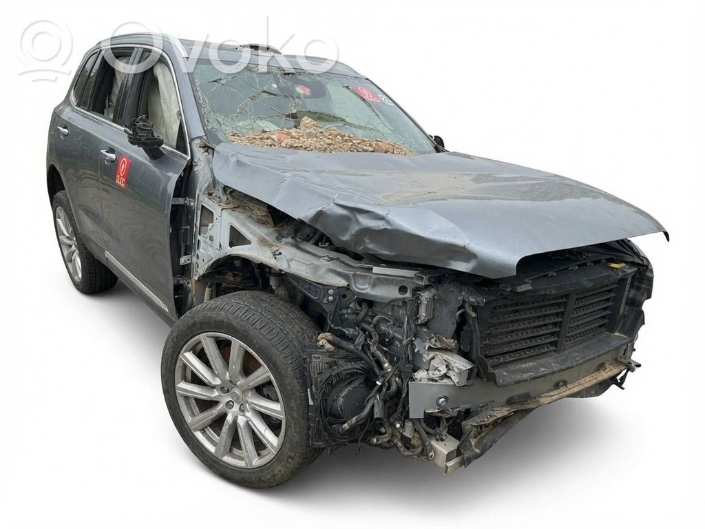 XC90 XC90  31471011