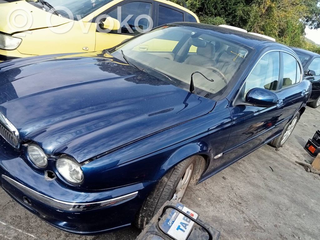 X-Type X-Type  1X4E9424EB