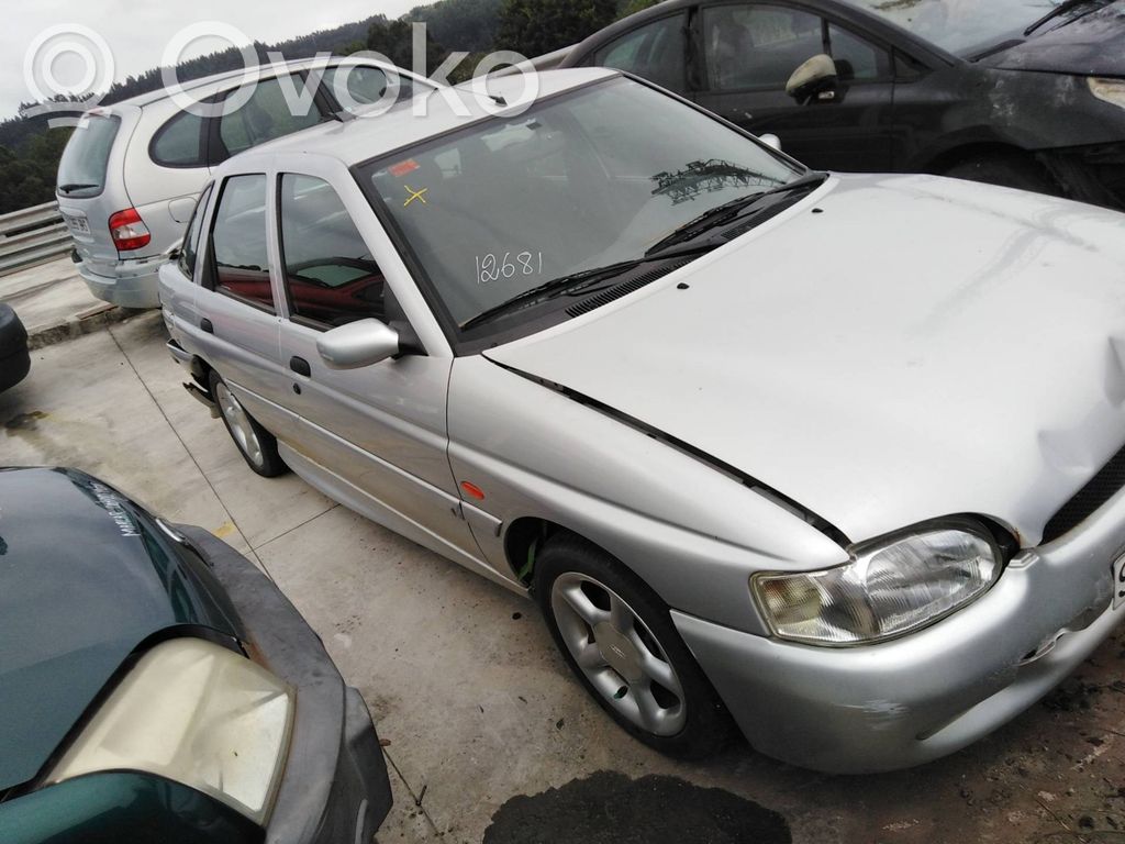 Escort Escort  958F9B989