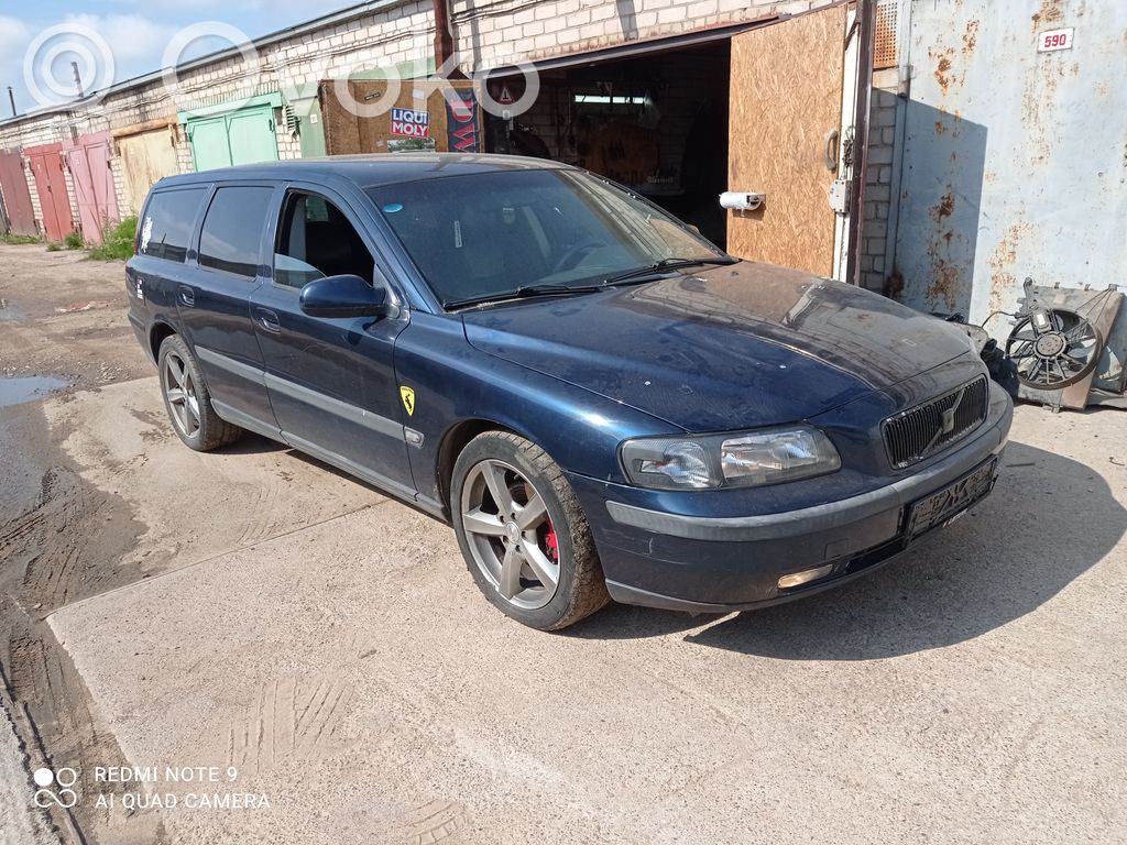 V70 S70, V70, V70 XC  9154494USA