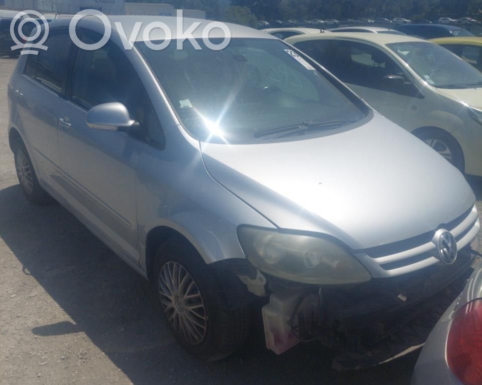Golf Plus Golf  5M0867769A2BD