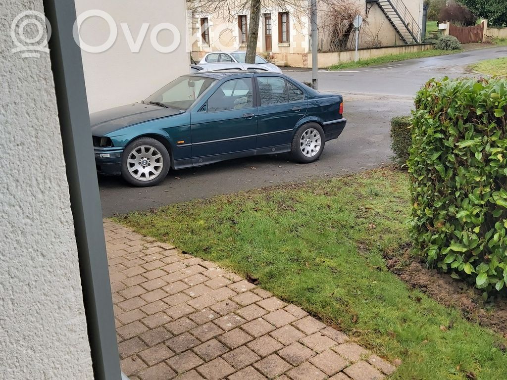 3 E36 Series 3  8362277