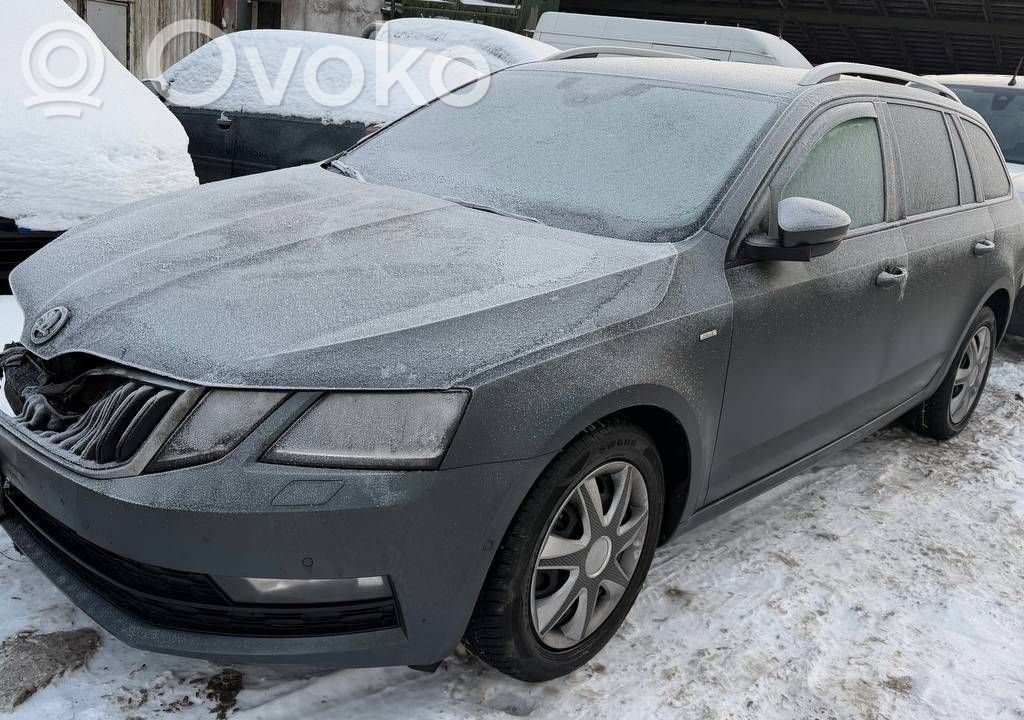 Octavia Mk3 (5E) Octavia  8V0863503B