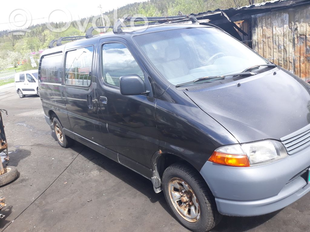 Hiace (H200) Hiace  4472204242