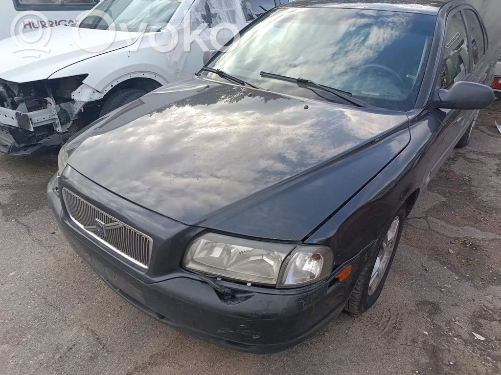 S80 S80  8622786