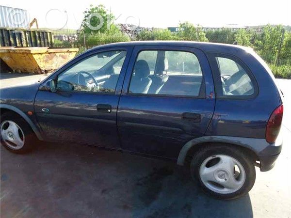 Corsa B Corsa  17D4EE1