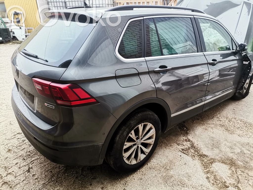 Tiguan Tiguan  5Q1953507