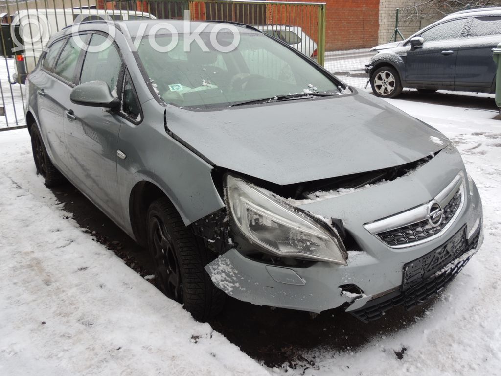 Astra J Astra  13503047
