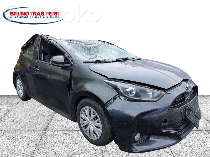 Yaris XP210 Yaris  8481002260