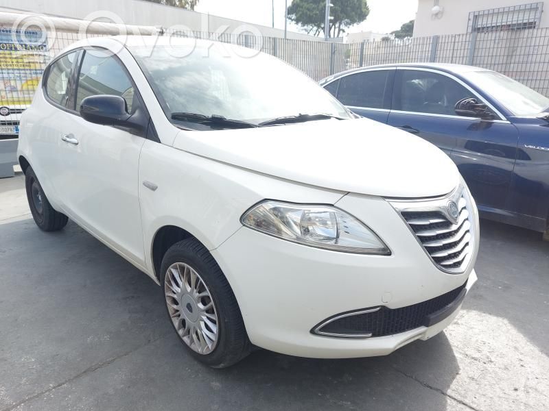 Ypsilon Ypsilon  52126660