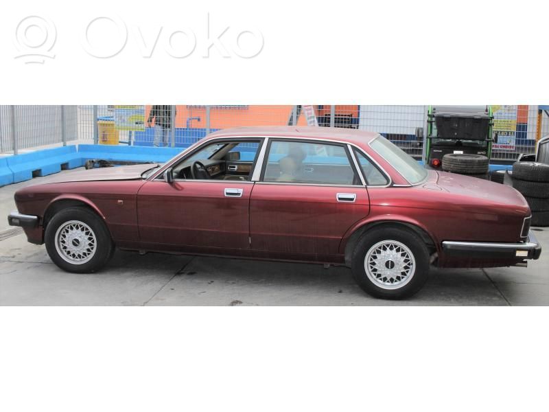 XJ X40 XJ  1043010698