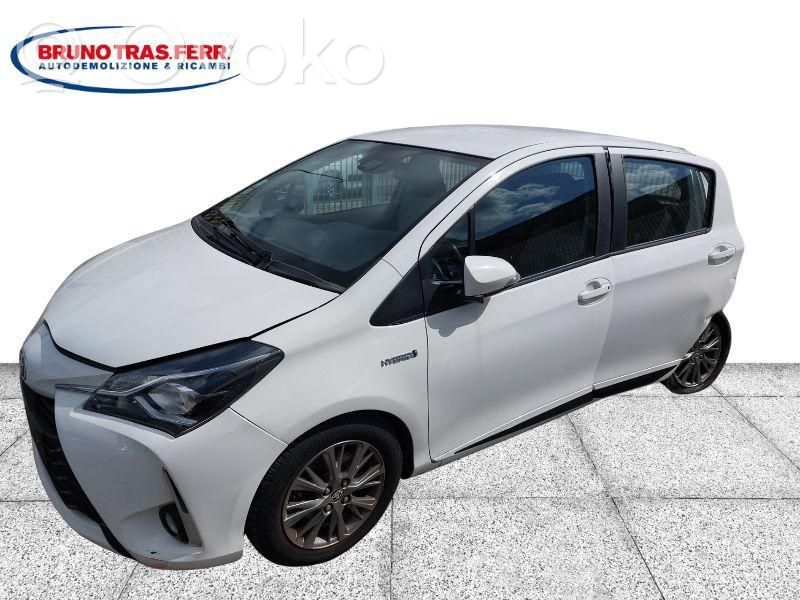 Yaris Yaris  4806909140