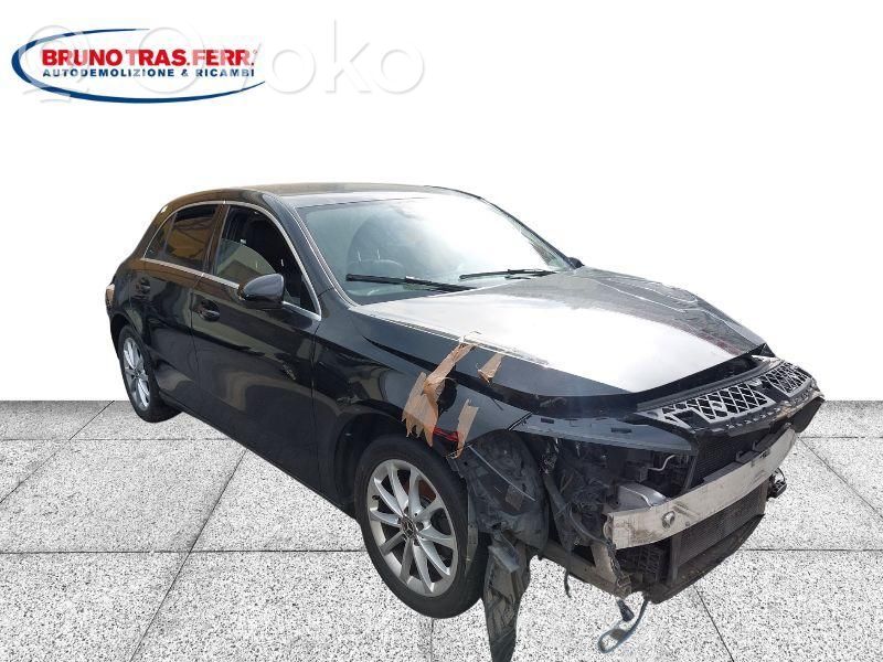 A W177 A-class  A6089060100
