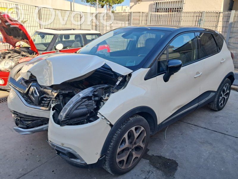 Captur Captur  821000283R