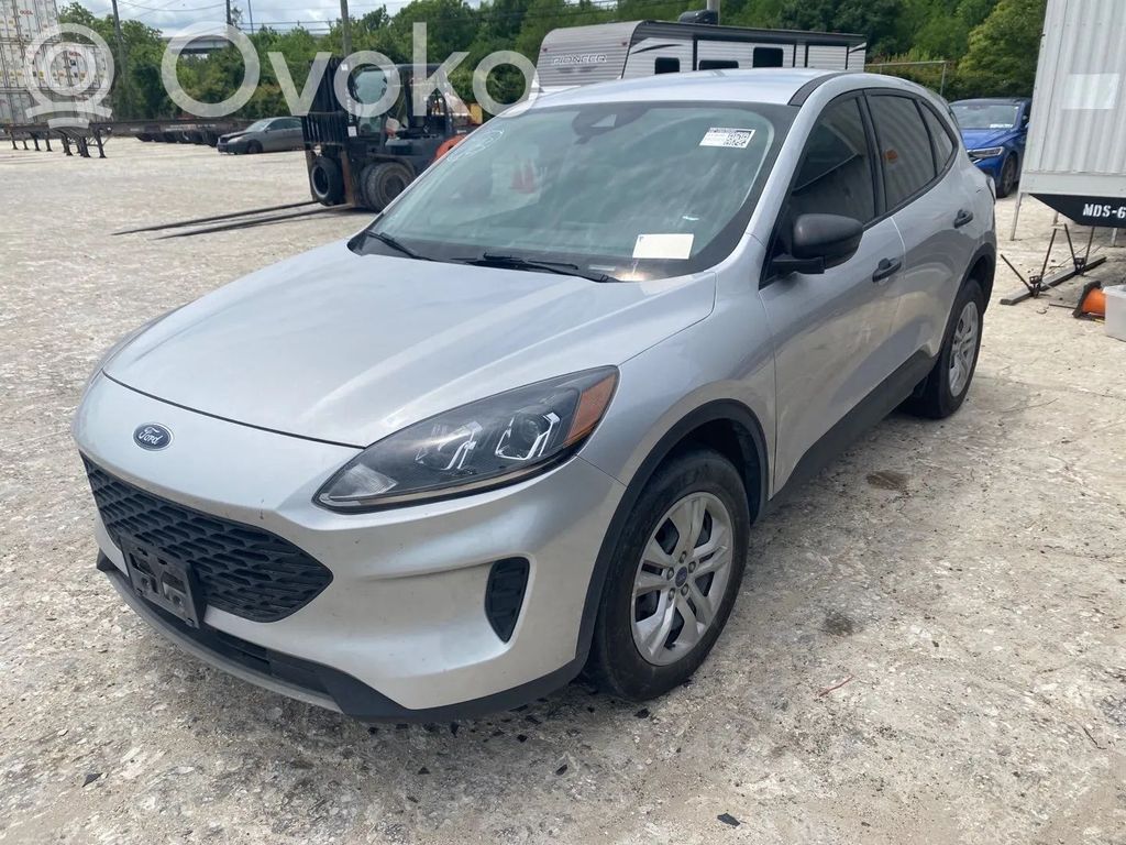 Kuga III Kuga  LX613A424