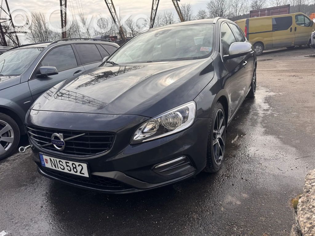 V60 V60, V60 Cross Country  31401302
