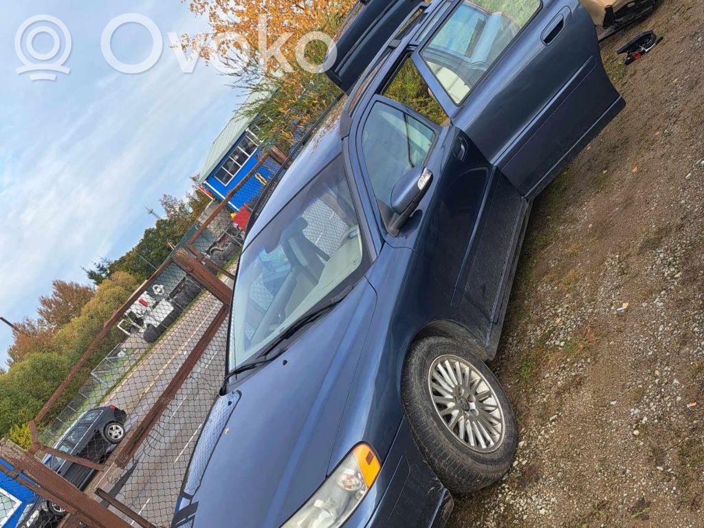 V70 S70, V70, V70 XC  3516078