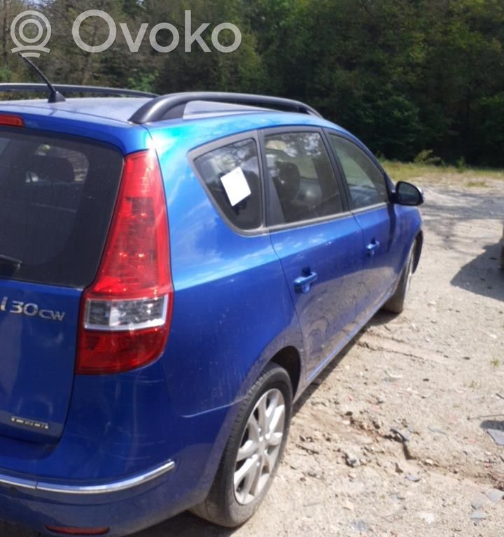 i30 i30  770042L210