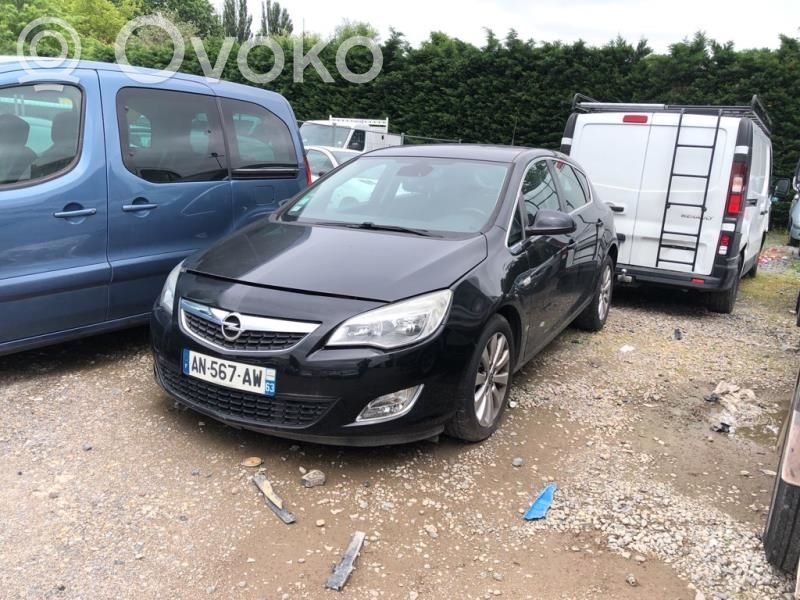 Astra J Astra  13380210