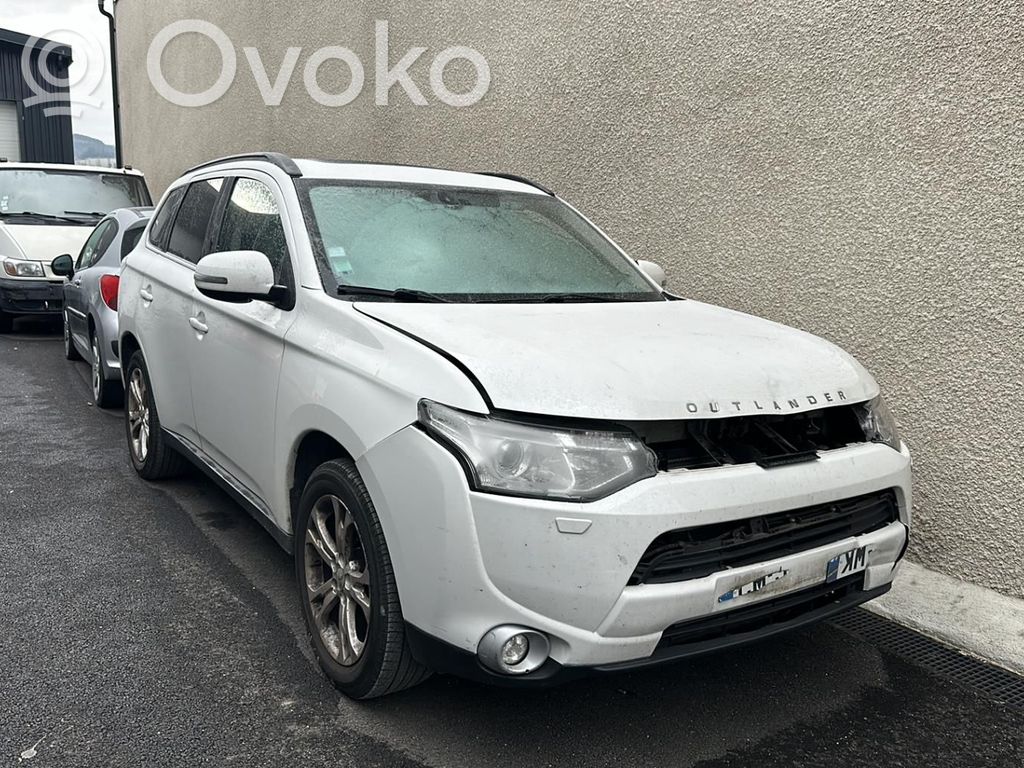 Outlander Outlander  5700B671