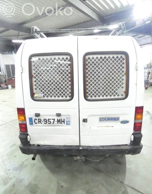 Courier Courier  7152489