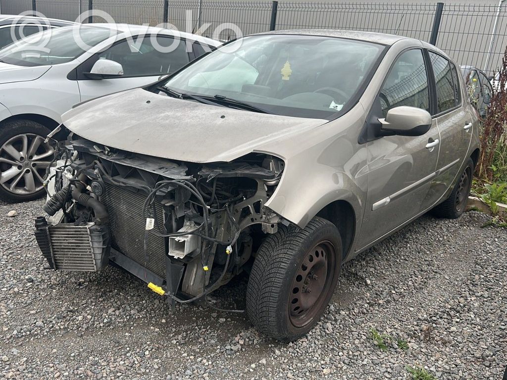 Clio III Clio  8201161314