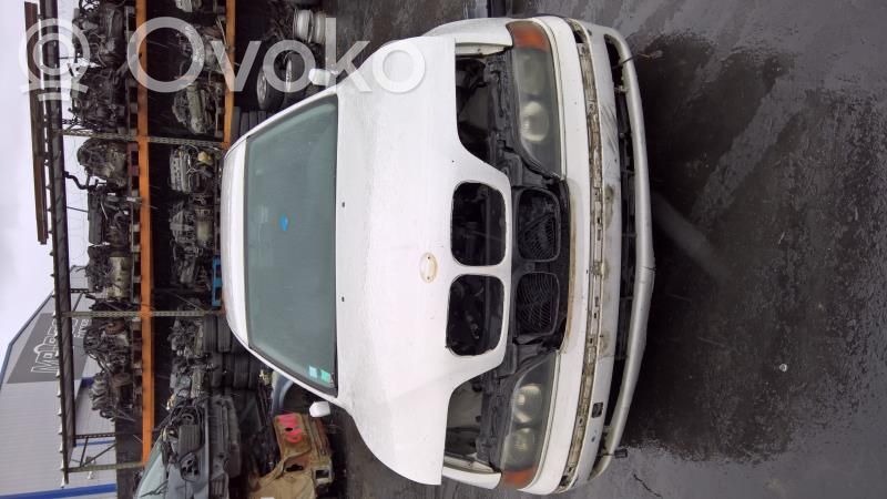 5 E39 Series 5  8352172