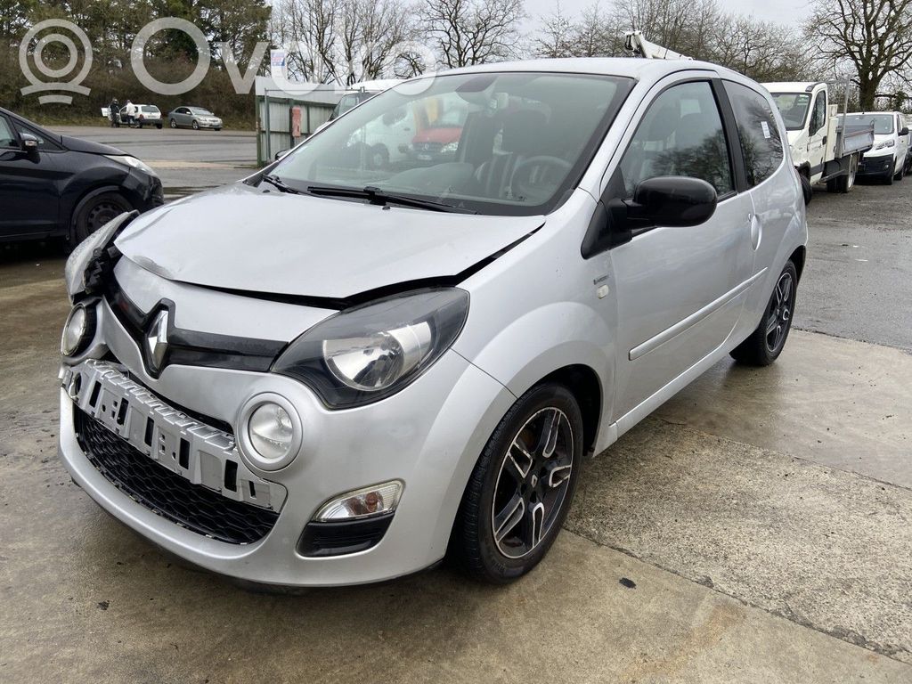 Twingo II Twingo  8201156008