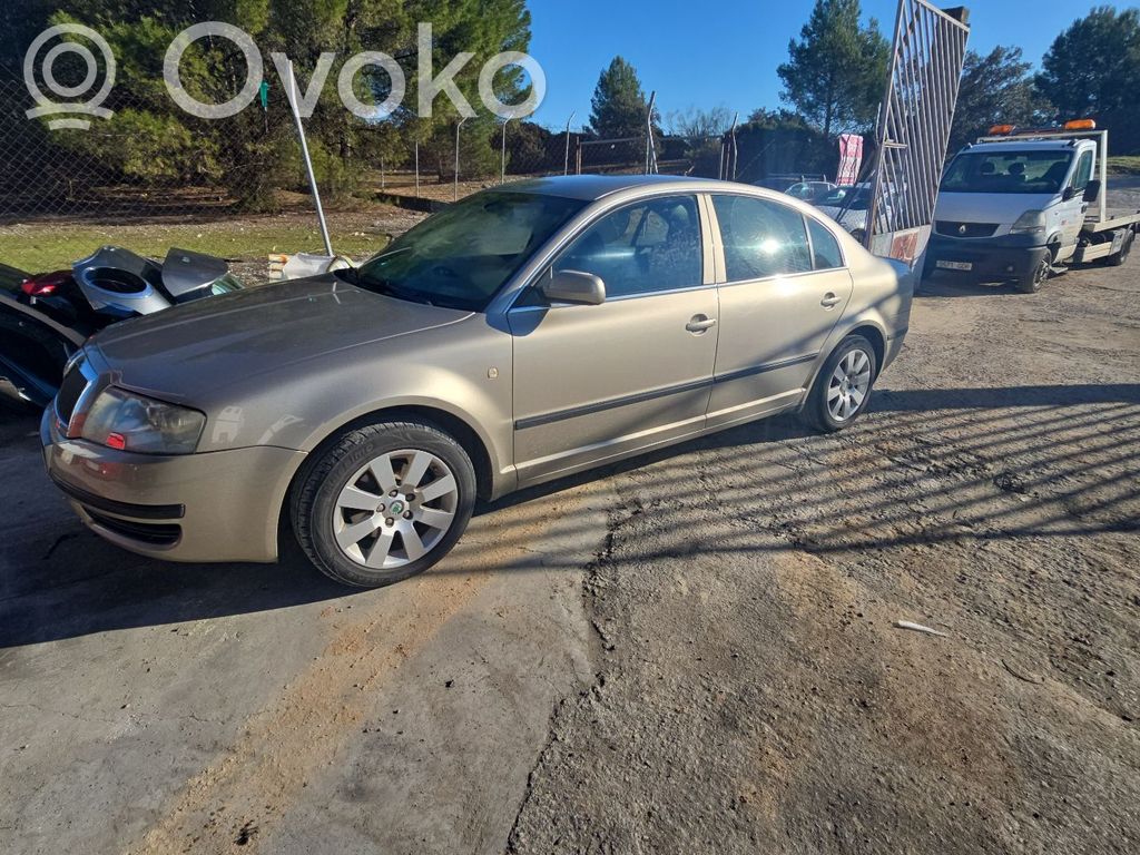 Superb B5 (3U) Superb