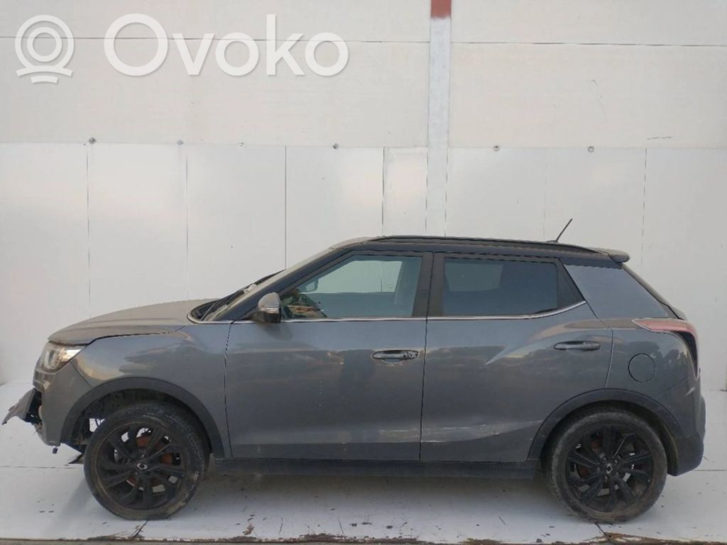 Tivoli Tivoli  A1751540102