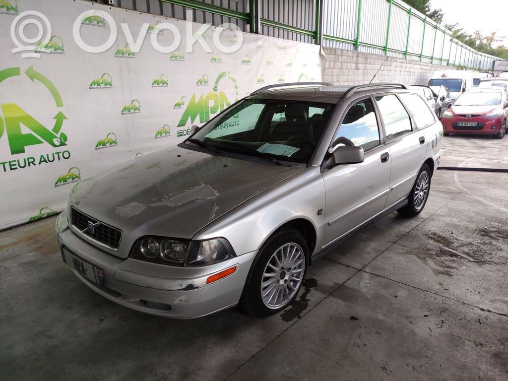 S40, V40 S40, V40