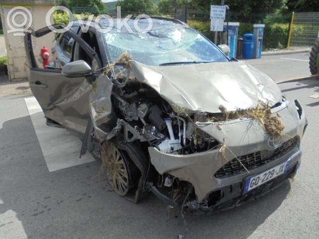Yaris Cross Yaris Cross  8465202A50