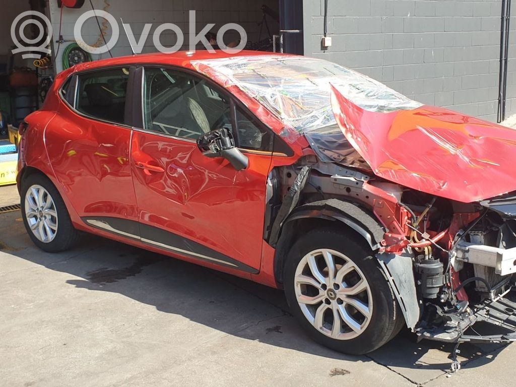 Clio IV Clio  231008918R