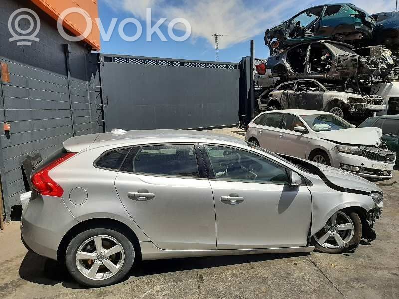 V40 S40, V40  8632803