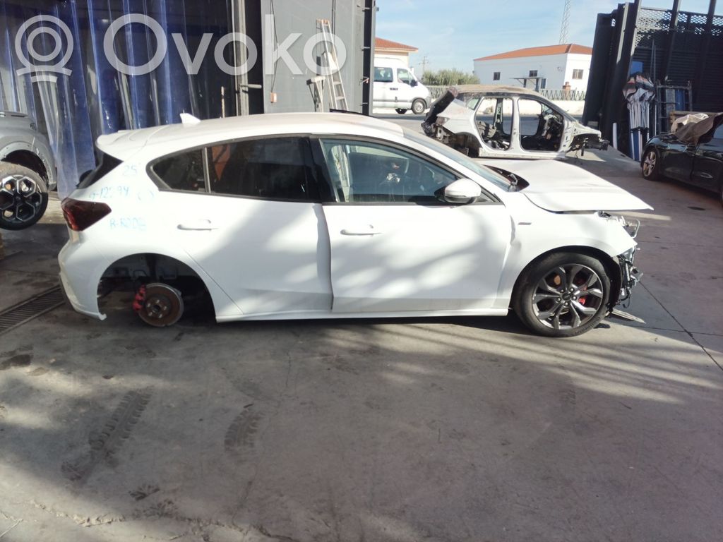 Focus Focus  NX7B13E014