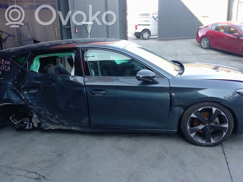 Leon Leon  05E903028A