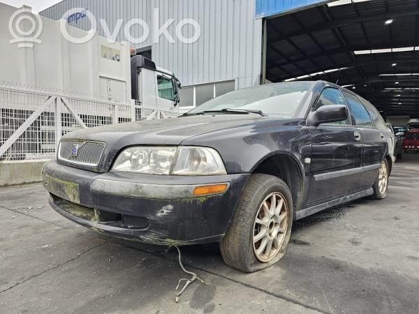 S40, V40 S40, V40