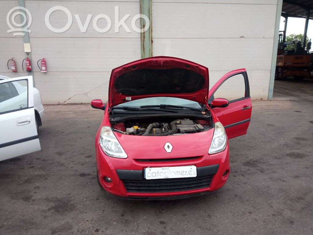 Clio III Clio  33056057E