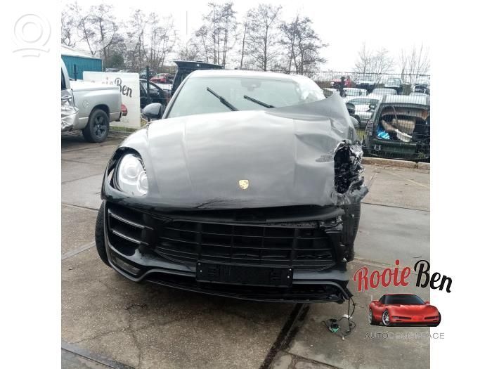 Macan (95B) Macan  95B907553E