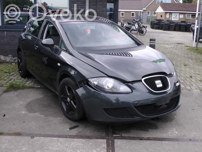 Leon (1P) Leon  440110006R