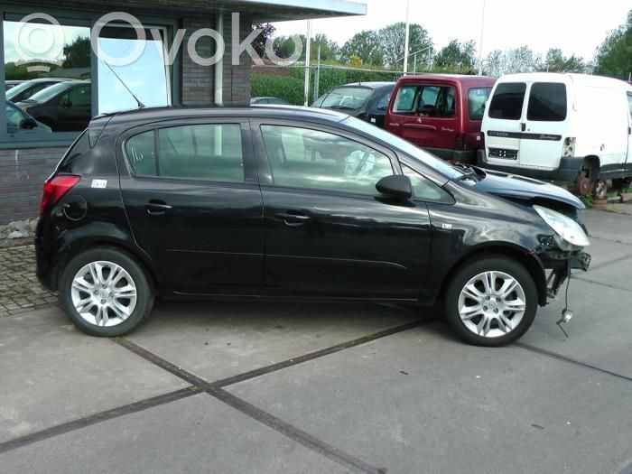 Corsa D Corsa  8153VQ