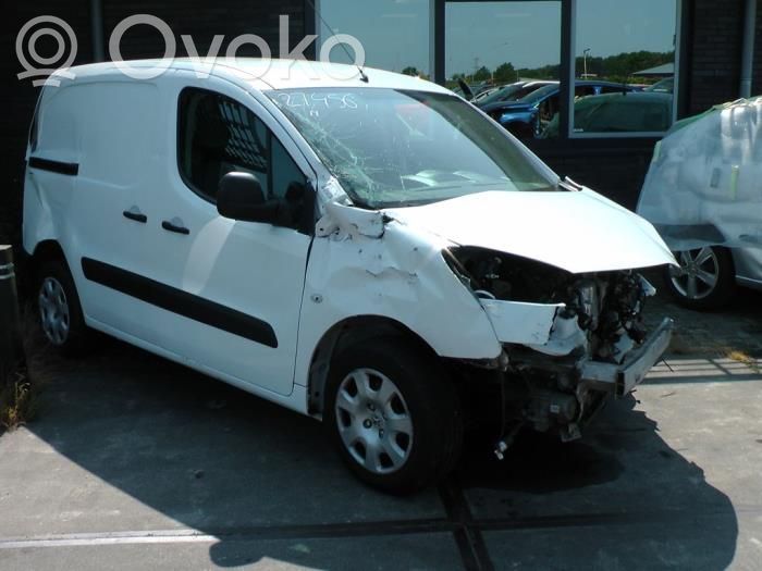 Partner Partner  4400V8