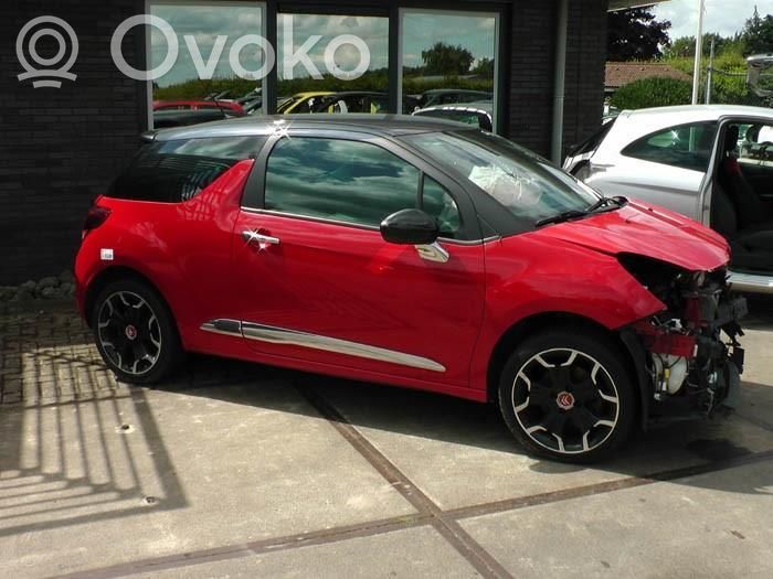 DS3 DS3  OZA683EE18