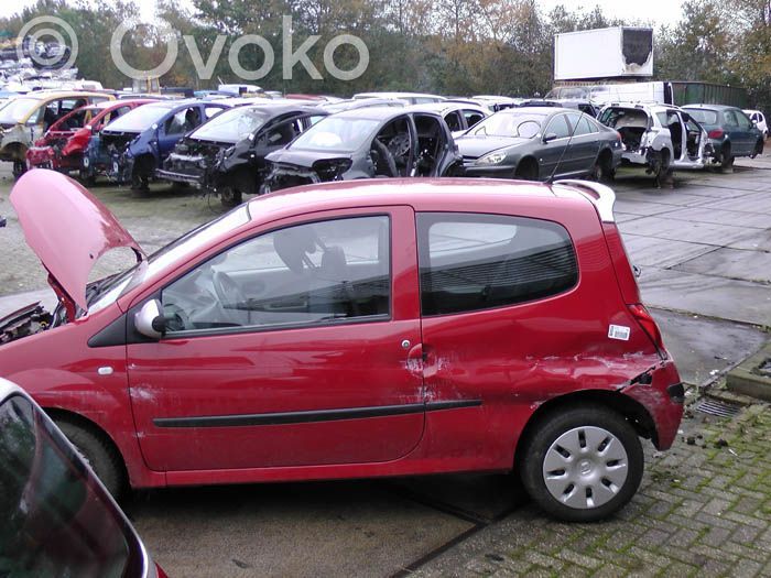 Twingo II Twingo  8200800656
