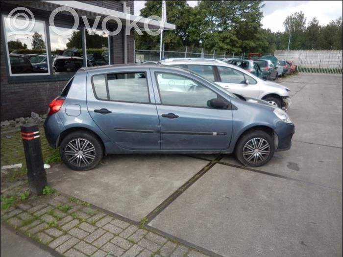 Clio III Clio  8200281186