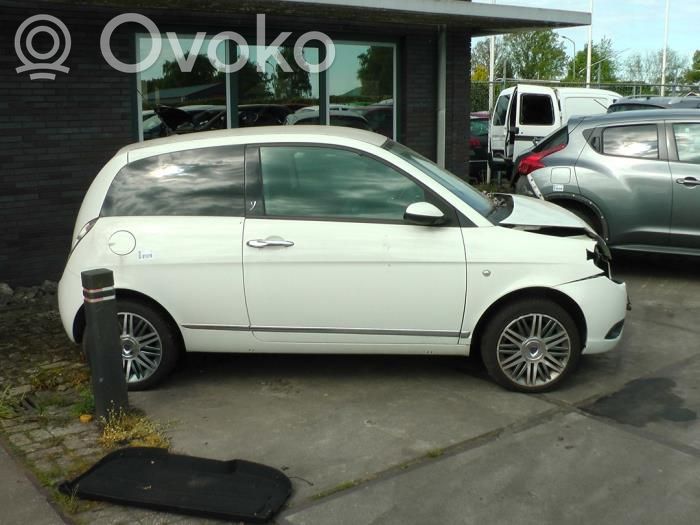 Ypsilon Ypsilon  51703010