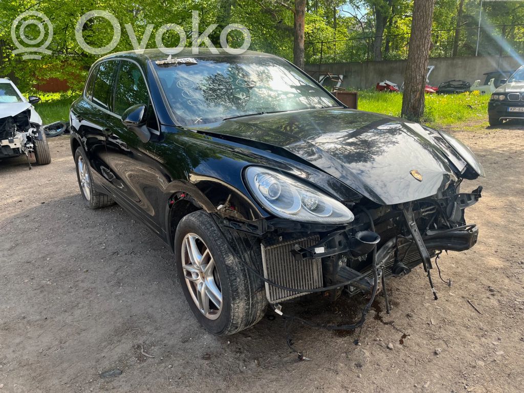 Cayenne (92A) Cayenne  7P5867501