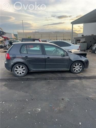 Golf V Golf  6F903023