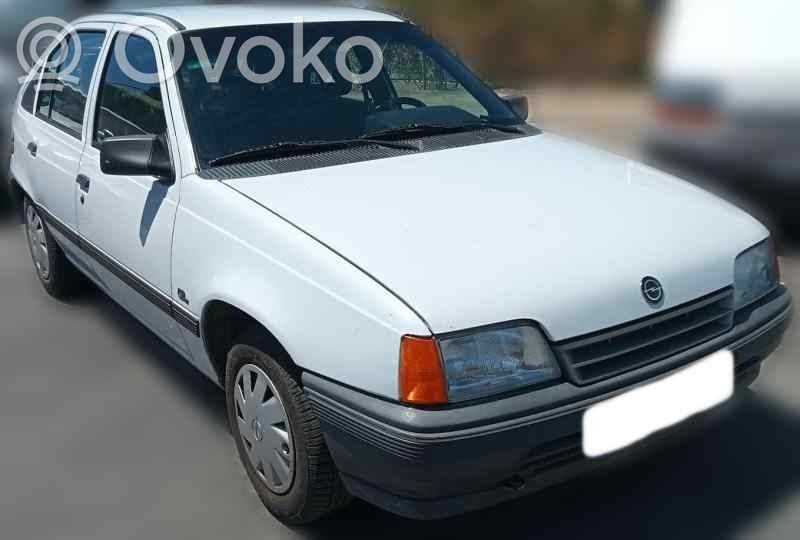 Kadett E Kadett  0120488157