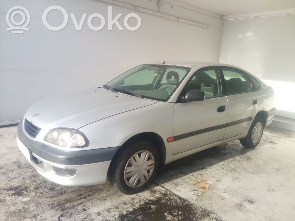 Avensis T220 Avensis